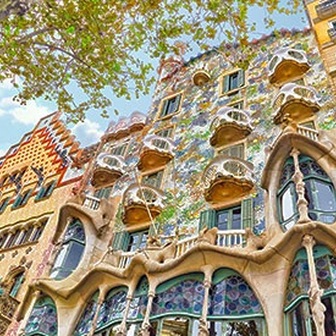 What can you visit in Barcelona?