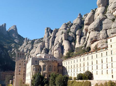 Premium Montserrat & Gaudí Tour